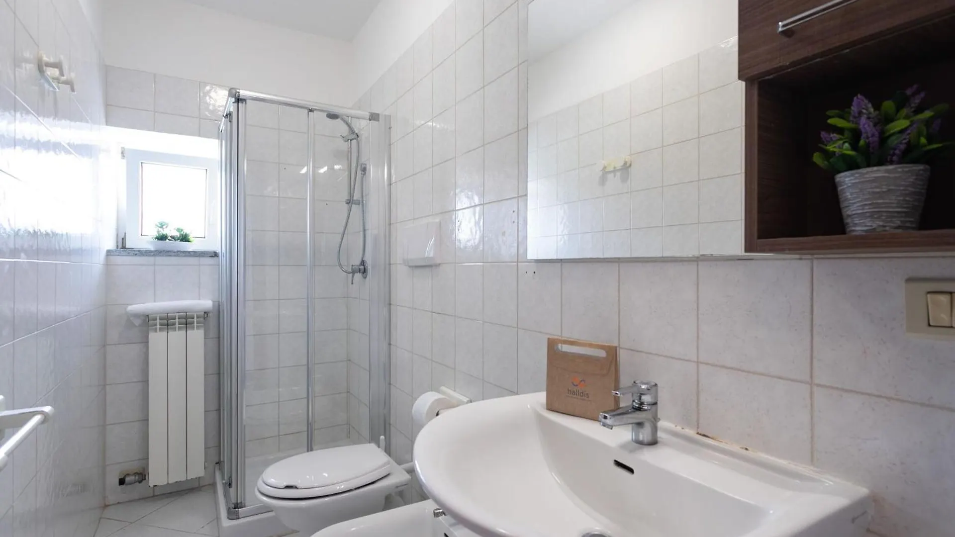 Villa Zafferano Suites - Mentuccia Celle Ligure 0*,