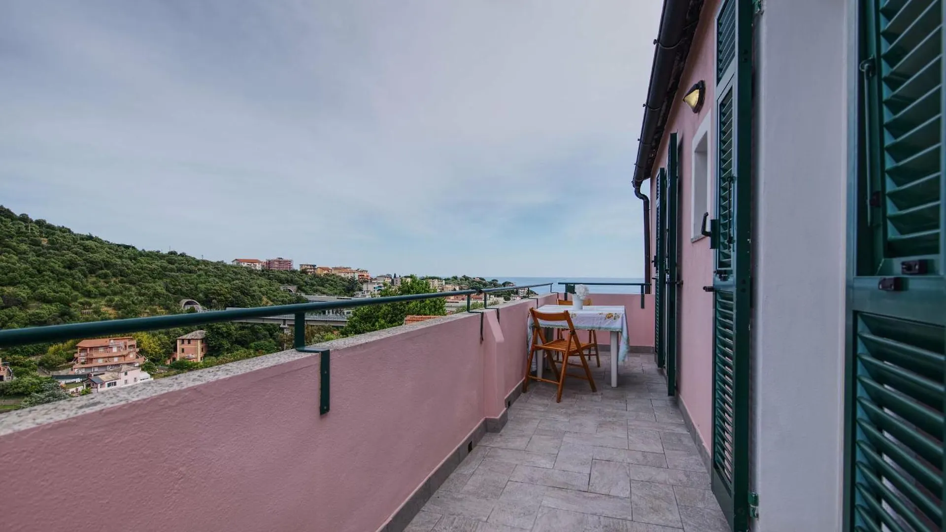 Villa Zafferano Suites - Mentuccia Celle Ligure Italy