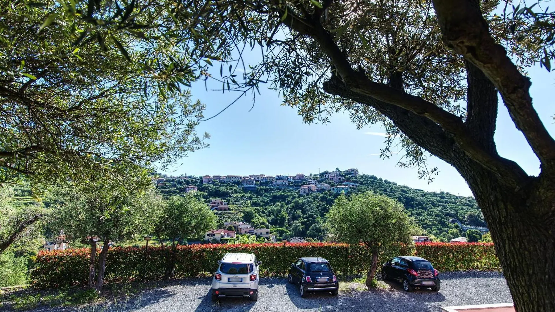 Villa Zafferano Suites - Mentuccia Celle Ligure 0*,  Italy