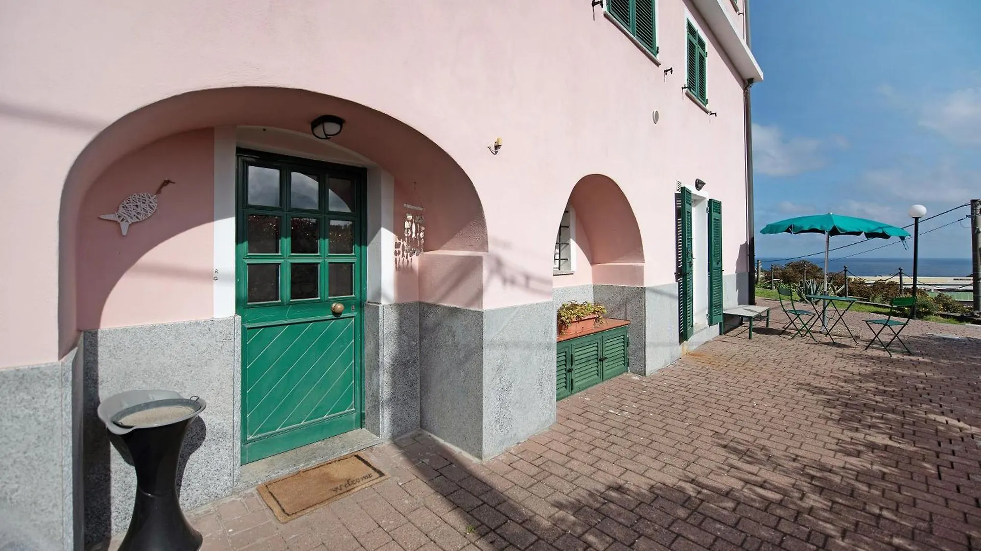 Villa Zafferano Suites - Mentuccia Celle Ligure Apartment